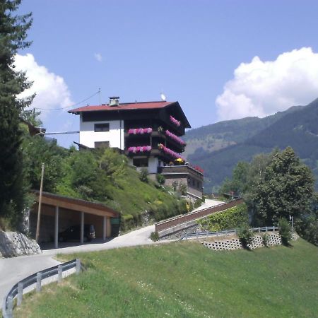 Gastehaus Rieser Hotel Ried im Zillertal Exterior photo